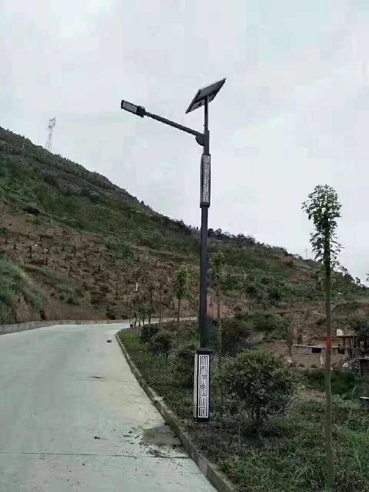 雅安仿古太阳能路灯